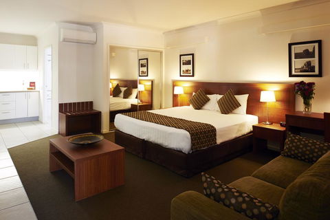 Chinchilla Downtown Motor Inn - Great Ocean Road Tourism 0