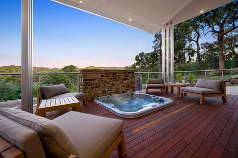 Cinque - Great Ocean Road Tourism 1
