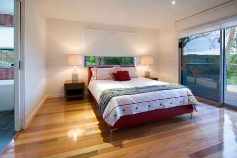 Cinque - Great Ocean Road Tourism 3