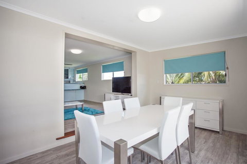 City Beach Holiday House - Great Ocean Road Tourism 1