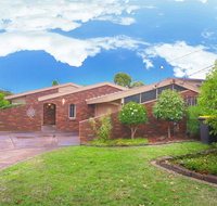 Classic Double Brick Garden House - Great Ocean Road Tourism
