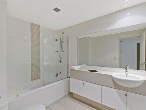 Coast Luxury Apartment 3 - Great Ocean Road Tourism 1