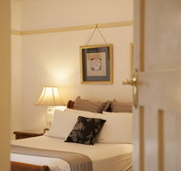 Cobb  Co Court Boutique Hotel - Great Ocean Road Tourism