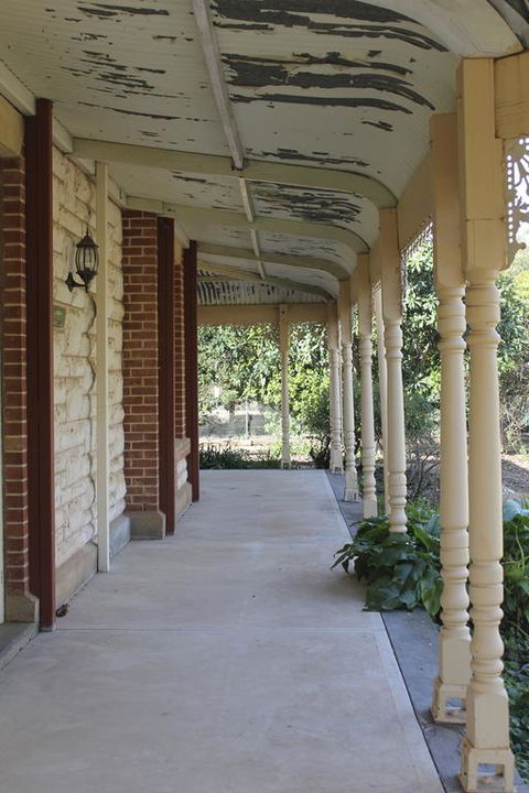 Cockburn House - Great Ocean Road Tourism 3