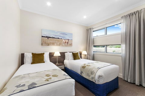 Comfort Inn & Suites Warragul - Great Ocean Road Tourism 1