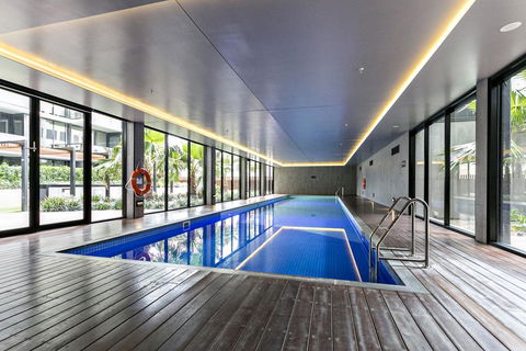 COMPLETE HOST Coventry St Apartments - Great Ocean Road Tourism 2