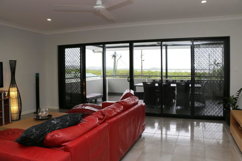 Cooktown Harbour View Luxury Apartments - Great Ocean Road Tourism 0
