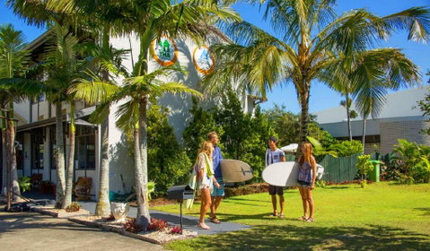 Coolangatta YHA Backpackers - Great Ocean Road Tourism 0