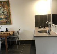 Coonawarra Cabins Unit A - Great Ocean Road Tourism