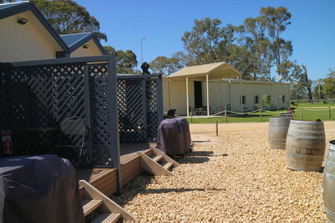 Coonawarra Cabins Unit B - Great Ocean Road Tourism 2