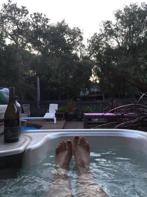 Country Retreat On 1 Acre With Pool, Hot Tub Surrounded By Trees - Great Ocean Road Tourism 2