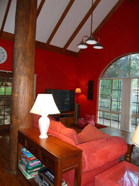Country Retreat On 1 Acre With Pool, Hot Tub Surrounded By Trees - Great Ocean Road Tourism 1