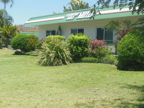 Country Road Motel - Great Ocean Road Tourism 3
