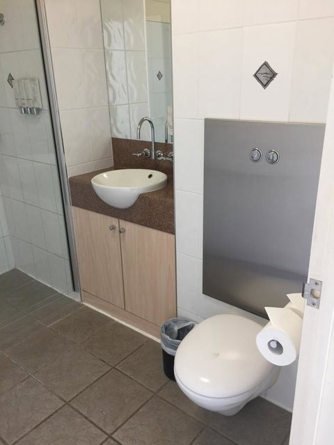 Country Roads Motor Inn Dysart - Great Ocean Road Tourism 2