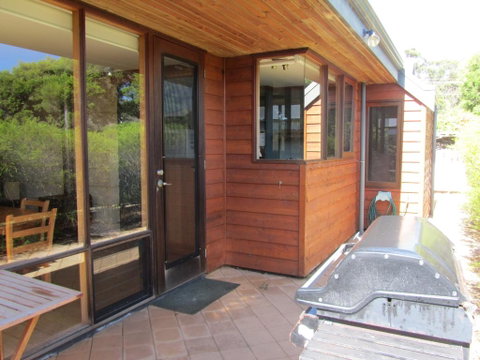 Cowrie Chalet - Great Ocean Road Tourism 1