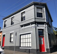 Cromwell Apartment - 3 Red Doors Battery Point - Great Ocean Road Tourism