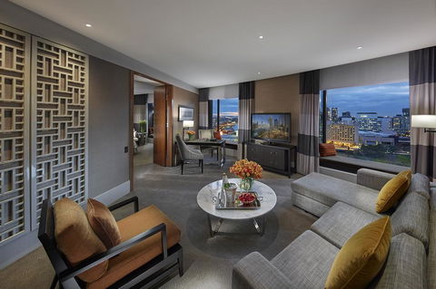 Crown Towers Melbourne - Great Ocean Road Tourism 1