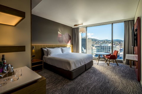Crowne Plaza Hobart - Great Ocean Road Tourism 1