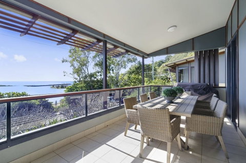 Currumbin Beachside Holiday Home - Great Ocean Road Tourism 0