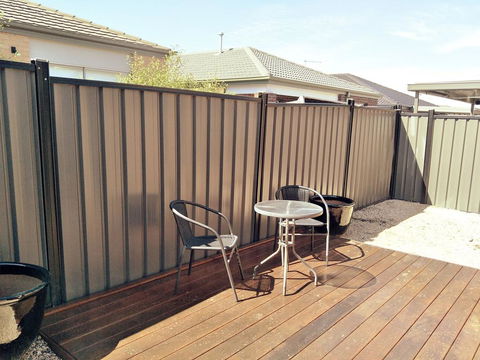 Daisy Villa - Close To Mel Airport & Hume Highway -Comfort - Great Ocean Road Tourism 2