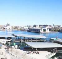 Darling harbour Waterview Luxury Apartment - Great Ocean Road Tourism