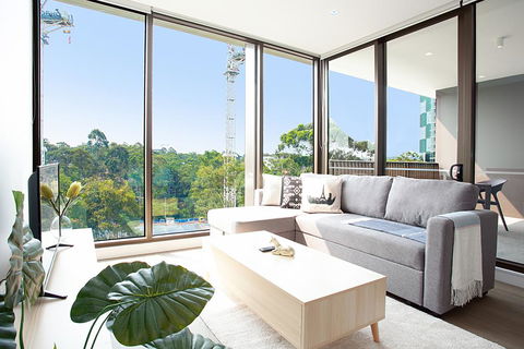 Designer Apartment With Balcony In Quiet Suburb - Great Ocean Road Tourism 0