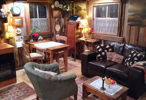 Devon Cottage - Great Ocean Road Tourism 2