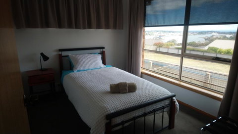 DevonPORT VIEWS!!! - Great Ocean Road Tourism 2