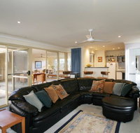 Dolphin 3 Bedroom House by Shoalwater Executive Homes - Great Ocean Road Tourism