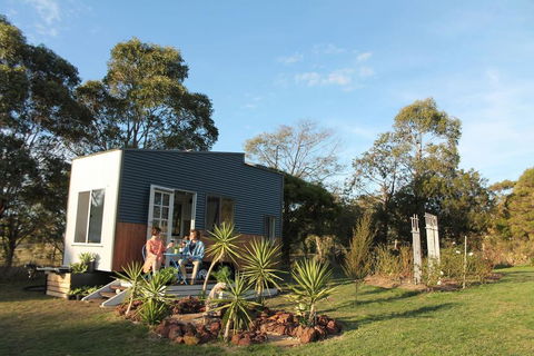 Dyl & Lil's Tiny House On Wheels - Great Ocean Road Tourism 1