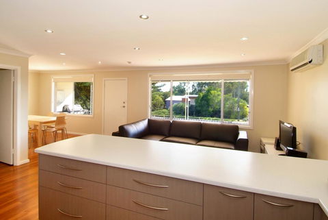 Eagle Bay Beach House - Great Ocean Road Tourism 3