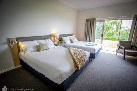 Eagle Heights Mountain Resort - Great Ocean Road Tourism 3