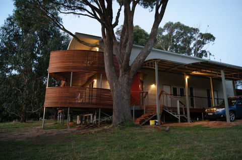 Eagles Nest - Great Ocean Road Tourism 0