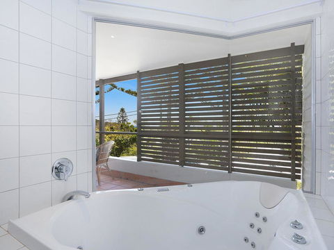 EAST COAST ESCAPES - Lighthouse Studio - Great Ocean Road Tourism 2