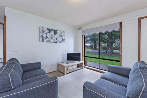 Eastern Beach Unit #1 - Great Ocean Road Tourism 1
