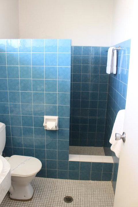 Econo Lodge Griffith Motor Inn - Great Ocean Road Tourism 1