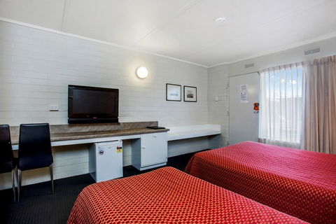 Econo Lodge Portland - Great Ocean Road Tourism 3