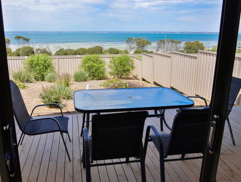 Edgewater Escape - Great Ocean Road Tourism 2