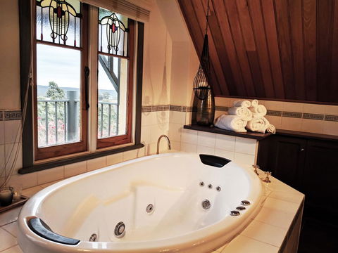 El Camino Country Cottage With Terrace And Stunning Views - Great Ocean Road Tourism 2
