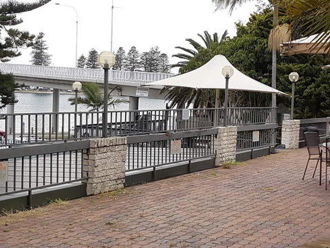 El Lago Waters Motel - Great Ocean Road Tourism 1