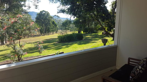 Elfin Hill Vineyard Accommodation - Great Ocean Road Tourism 3