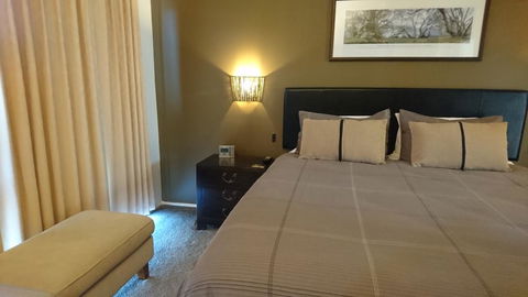 ELM Riverside Accommodation - Merrijig - Great Ocean Road Tourism 3