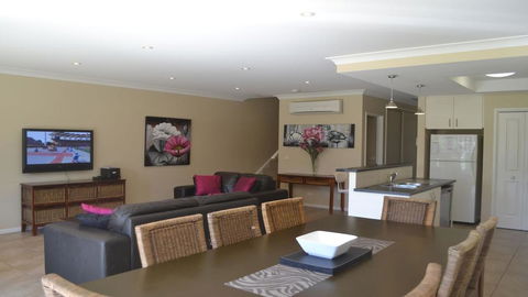 ELSINOR Townhouse 7 Mulwala - Great Ocean Road Tourism 2