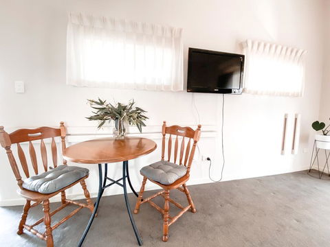 EM Apartment - Great Ocean Road Tourism 2