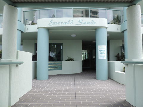 Emerald Sands Holiday Apartments - Great Ocean Road Tourism 1