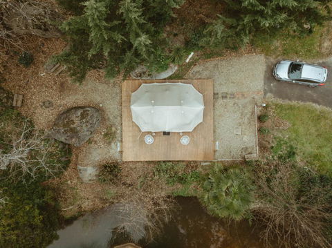 Emperor Tent In Yackandandah - Great Ocean Road Tourism 1