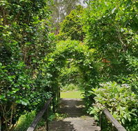 English Gardens - Garden Cottage - Great Ocean Road Tourism