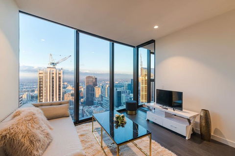 EQ Tower Luxury 2 Bedroom Skyline CBD Apartment - Great Ocean Road Tourism 2