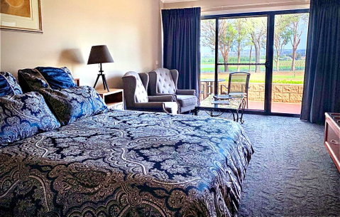 Estate Tuscany - Great Ocean Road Tourism 0