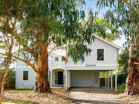 EVERGREEN BEACH HOUSE - Great Ocean Road Tourism 0